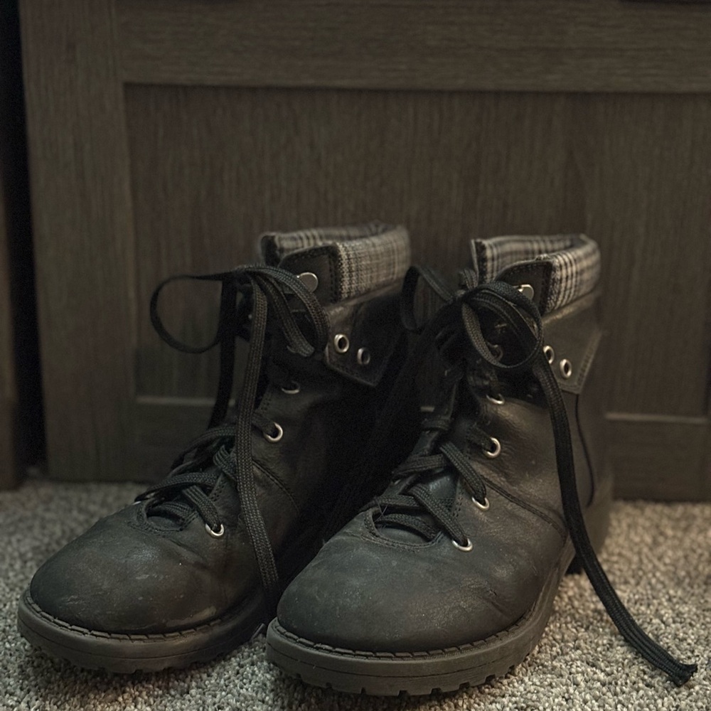 Black Lace-Up Boots with Plaid Detail